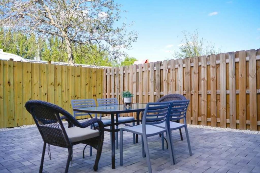 Outstanding Townhouse 18 Min From The Beach - Th2 Miami Exterior photo